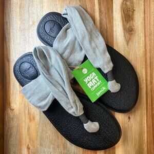 New With Tags Sanuk Yoga Sling 2 - Women Size 5